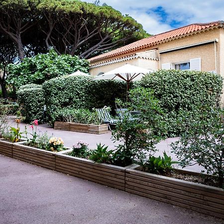 Hotel Beau Rivage Le Lavandou Εξωτερικό φωτογραφία