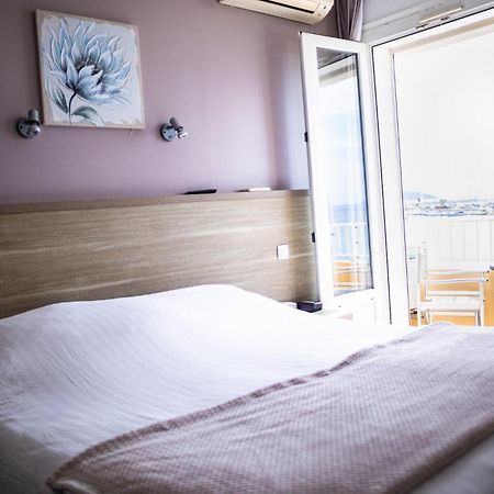 Hotel Beau Rivage Le Lavandou Εξωτερικό φωτογραφία