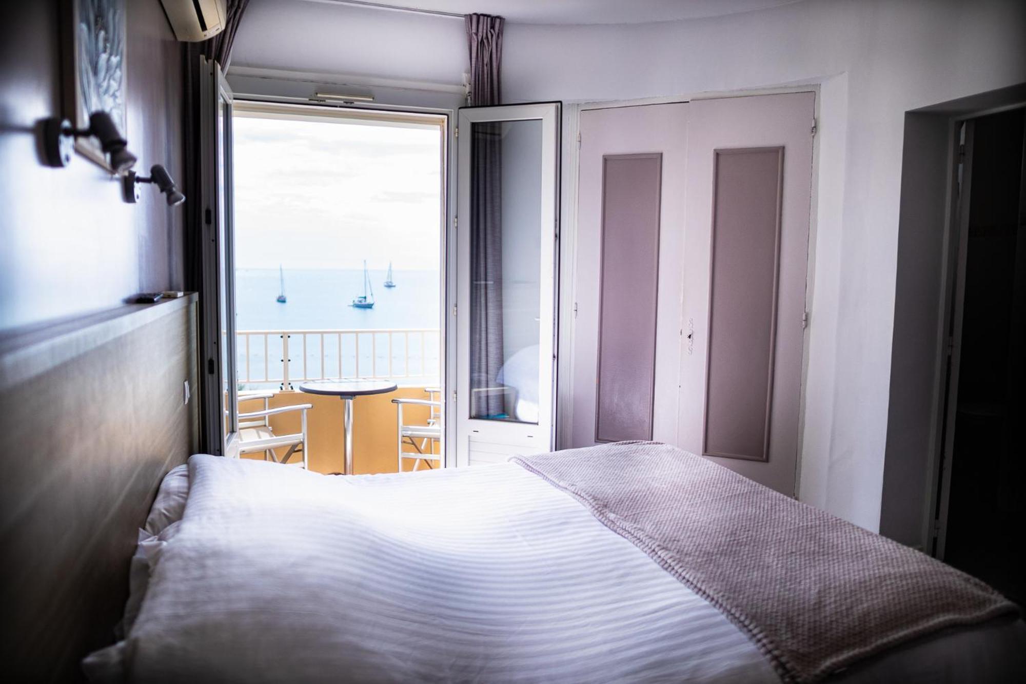 Hotel Beau Rivage Le Lavandou Εξωτερικό φωτογραφία