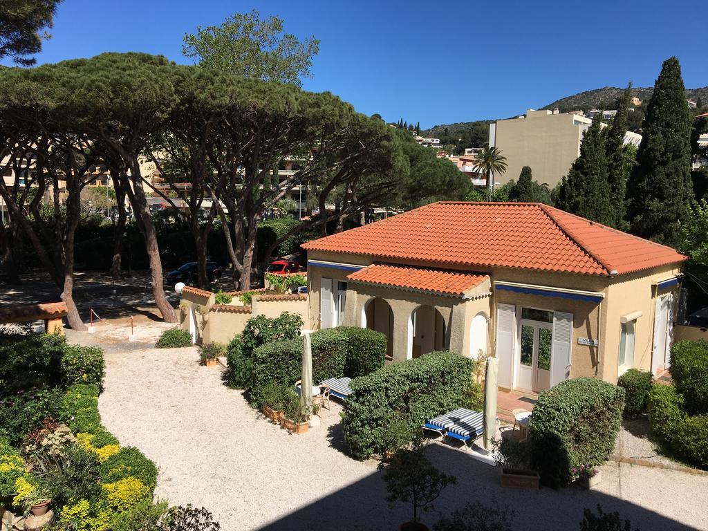 Hotel Beau Rivage Le Lavandou Εξωτερικό φωτογραφία