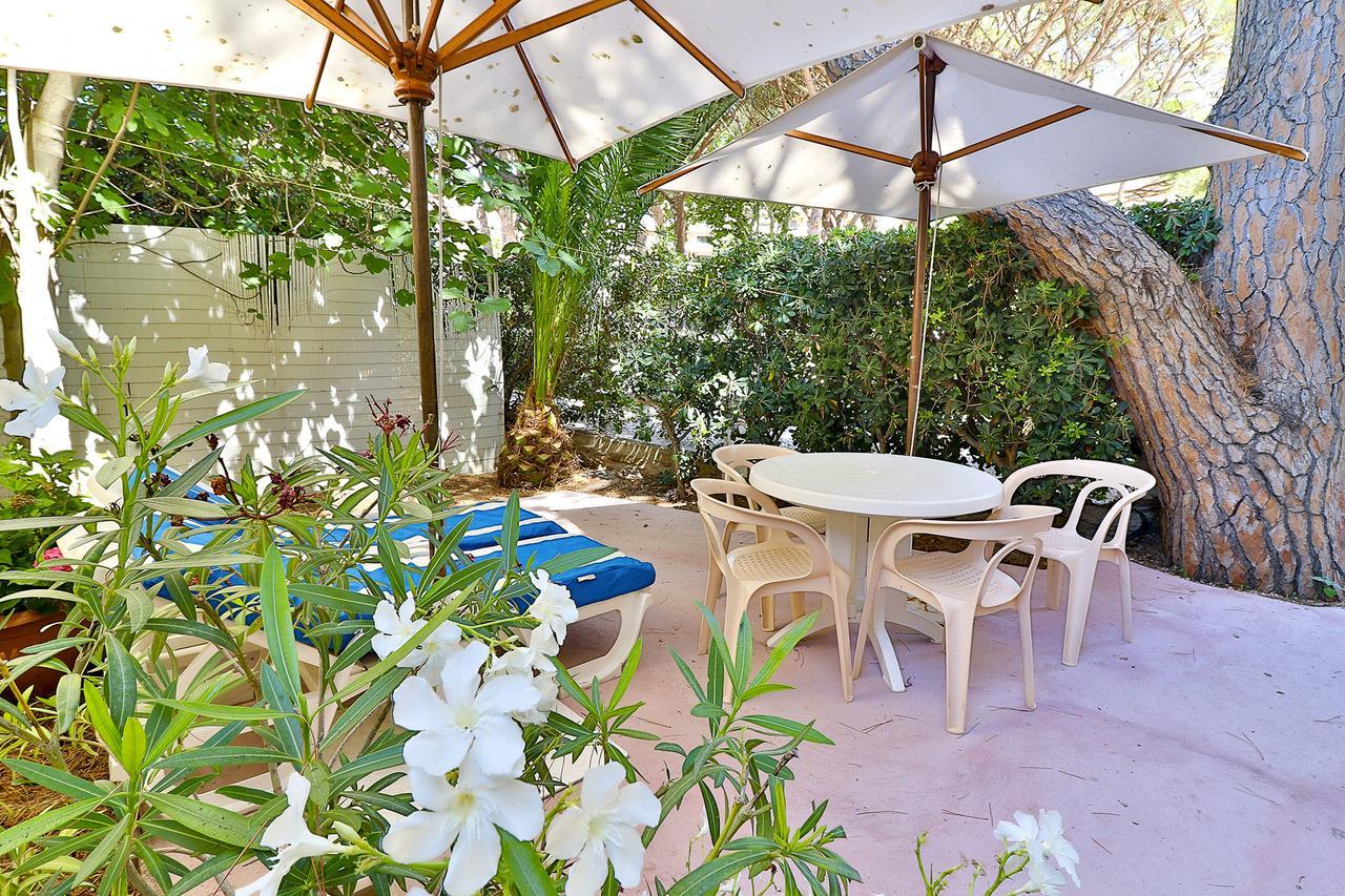 Hotel Beau Rivage Le Lavandou Εξωτερικό φωτογραφία